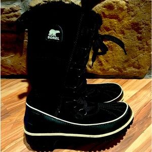 Sorel Tivoli boots size 7.5